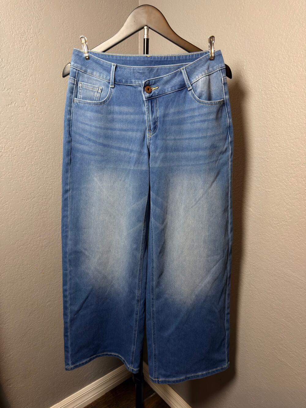 Halara Asymetrical Wide-Leg Denim Size XS Petite